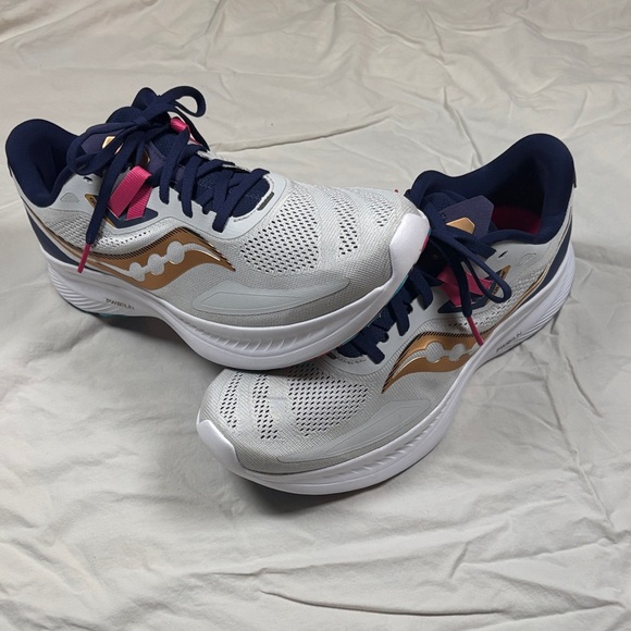 Saucony Shoes - Saucony Women's Sneakers - White, Pink, and Gold